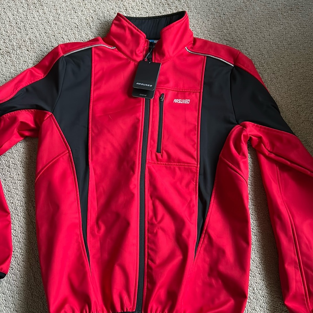 Men’s red and black cycling jacket